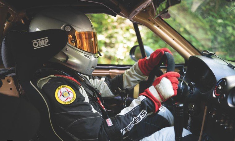 Essential Safety Gear for Motorsports Athletes