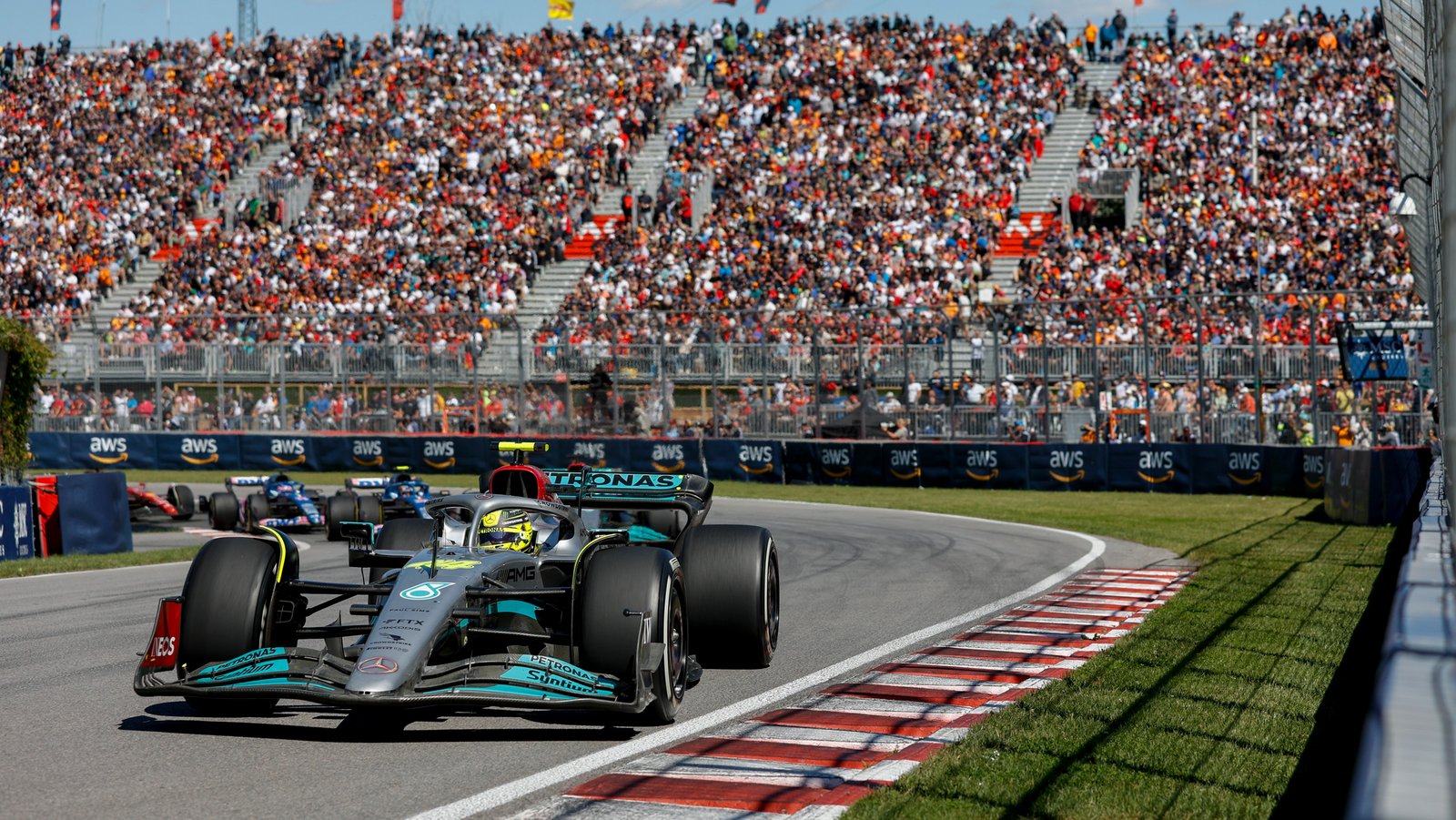 Top Race Tracks for Formula 1 Fans